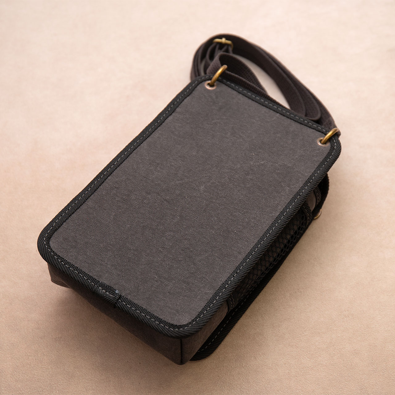 お参りサコッシュ